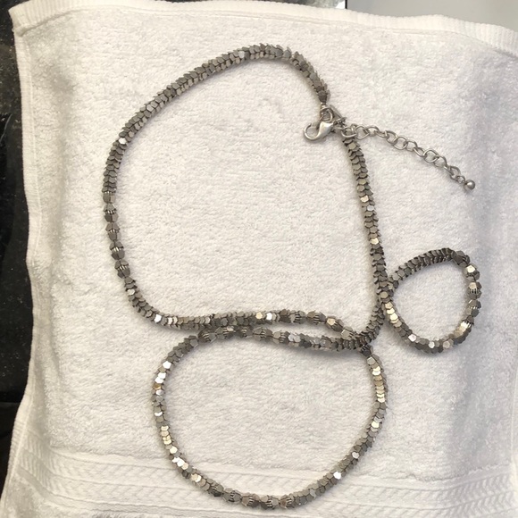 Pretty CHICO’S necklace. - Picture 6 of 8